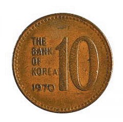 保存状態がいい1970年製造の10ウォン(約1円)赤銅貨は50万ウォン(5万円)くらいの価値がありますが、保存状態わるくて汚いものはただの10ウォン(約1円)の価値しかありません