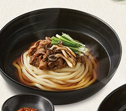 妻が食べた「ソブルゴギうどん」の広告写真