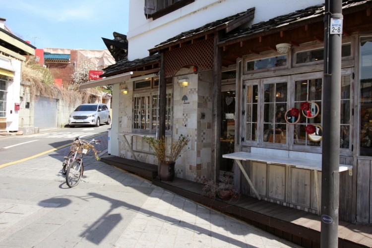 サムチョンドン町の風景